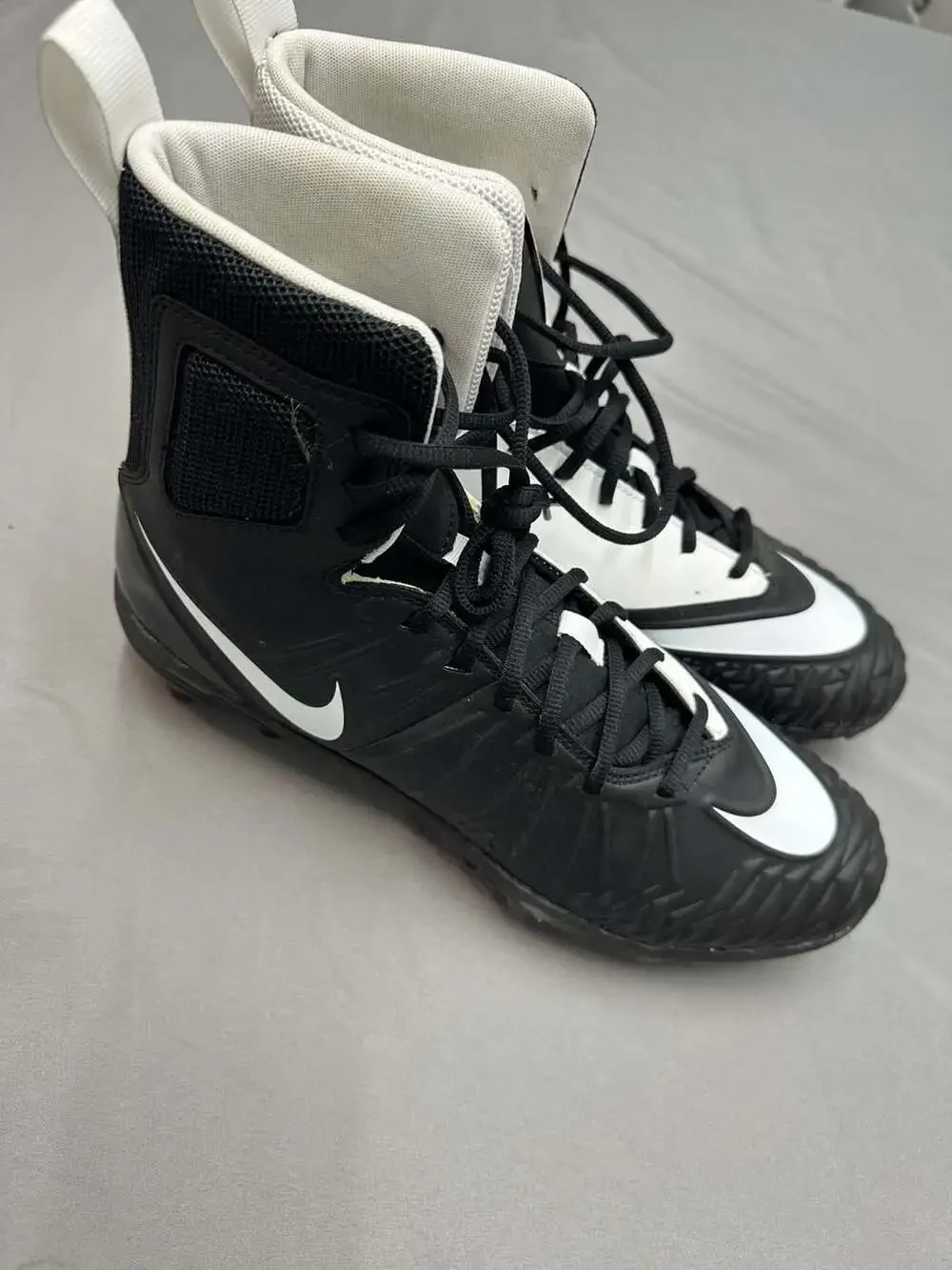 Nike Force Savage Varsity Football Cleats Black and White, Style 880140-001